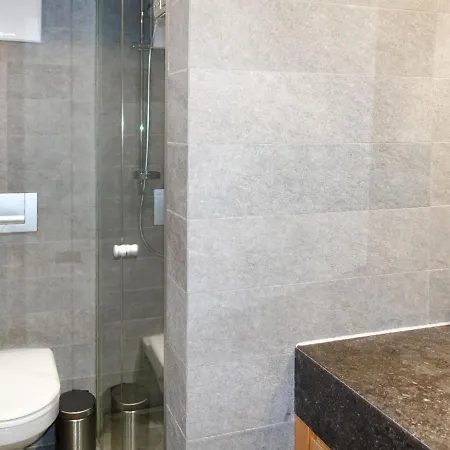 Bergere-2 By Interhome Apartmán